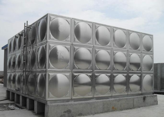 不銹鋼水箱是選方的好還是圓的好? 不銹鋼水箱是選方的好還是圓的好?